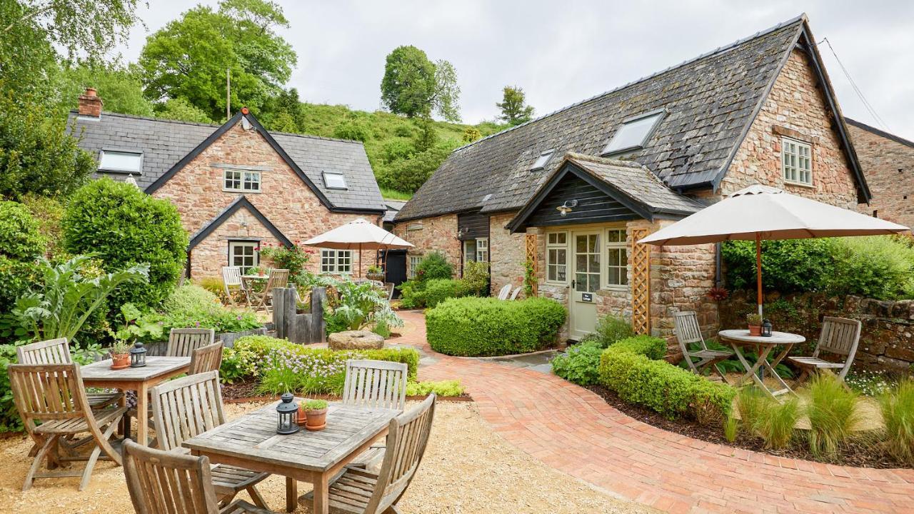 Tudor Farmhouse Hotel Clearwell Exteriör bild